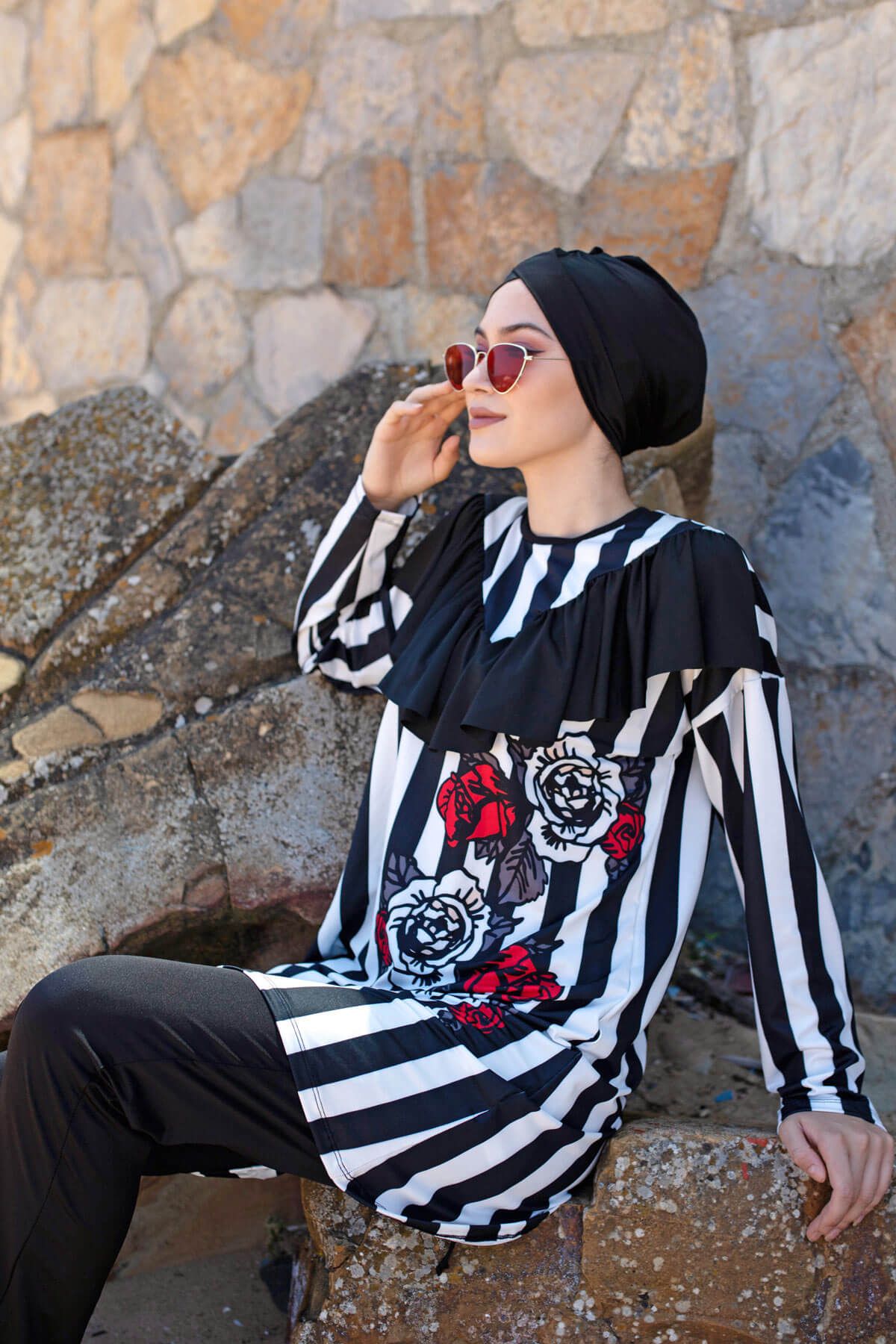 4’lü Siyah beyaz Çizgili Desenli Tam Kapalı Tesettür Mayo M2009 Ürün ikincil görseli