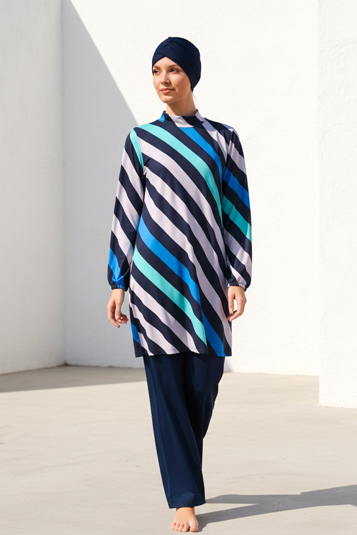 Tam Kapalı Tesettür Mayo Lacivert Likralı 4 Parça 1953 Ürün ana görseli