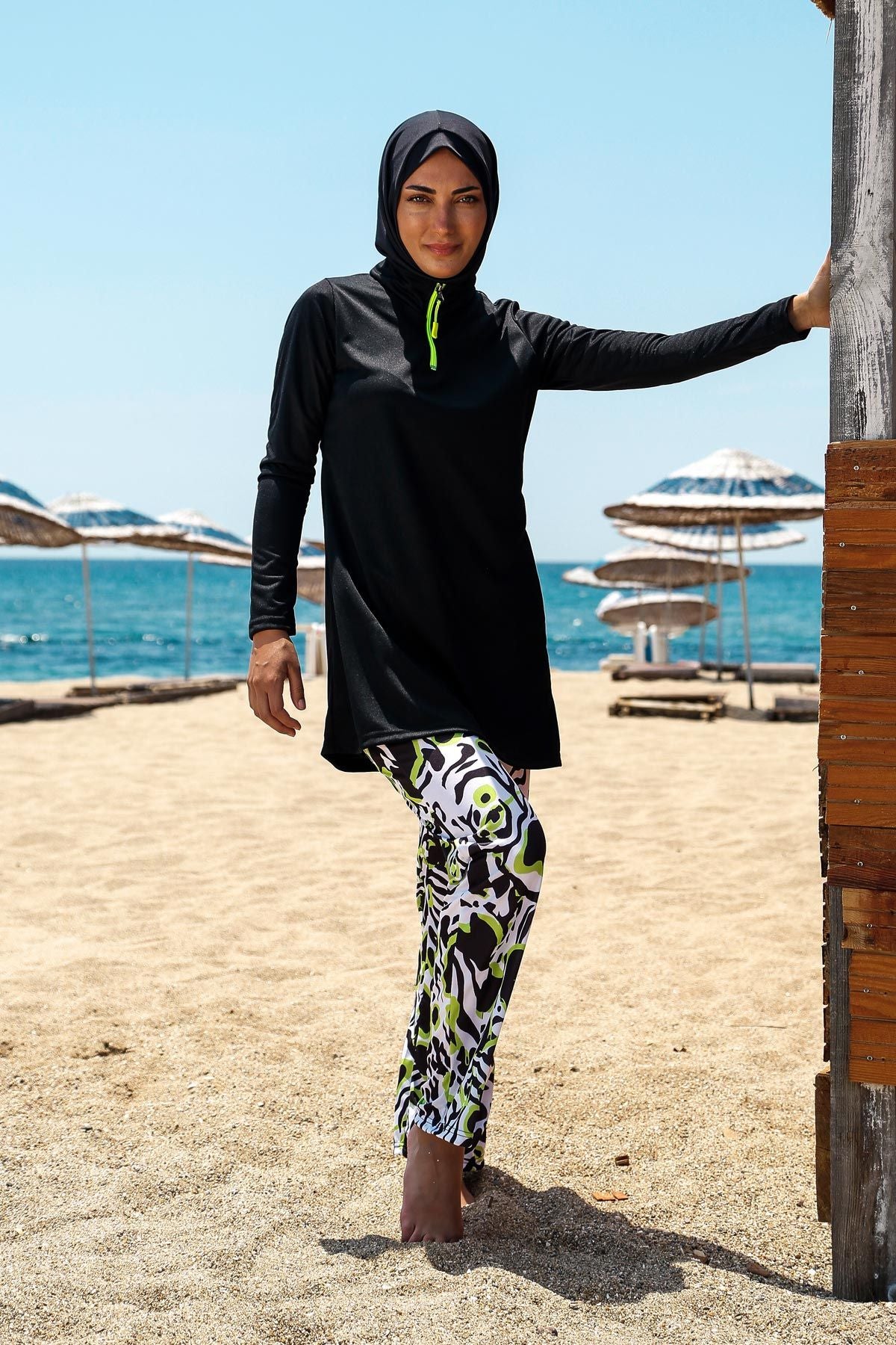 Rivamera 4'lü Siyah Desenli Tam Kapalı Tesettür Mayo R1116