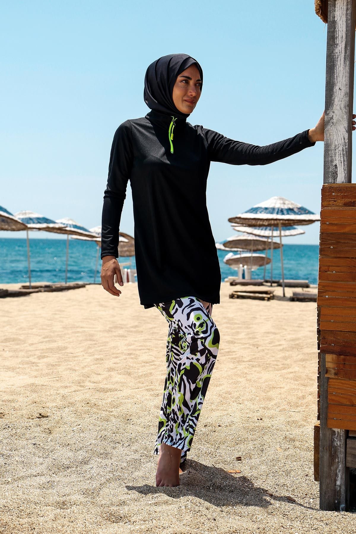 Rivamera 4'lü Siyah Desenli Tam Kapalı Tesettür Mayo R1116