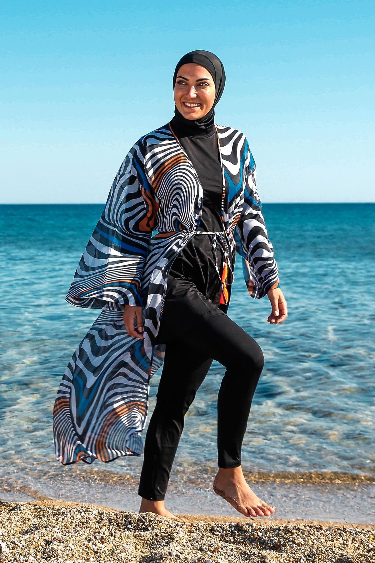 Marina Siyah Çizgi Desenli Kadın Tesettür Mayo Üzerine Kimono Pareo P2205
