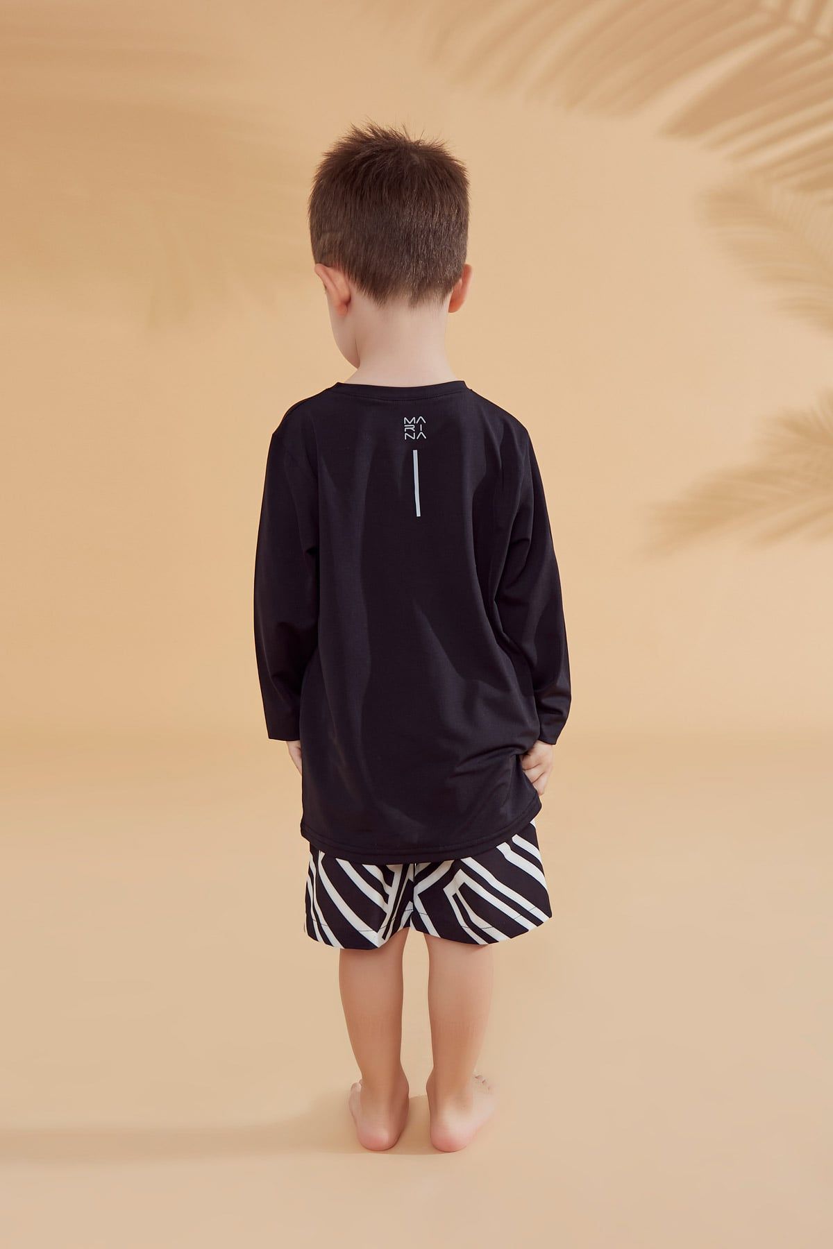 Çocuk Siyah Yüzme Tişört T2343