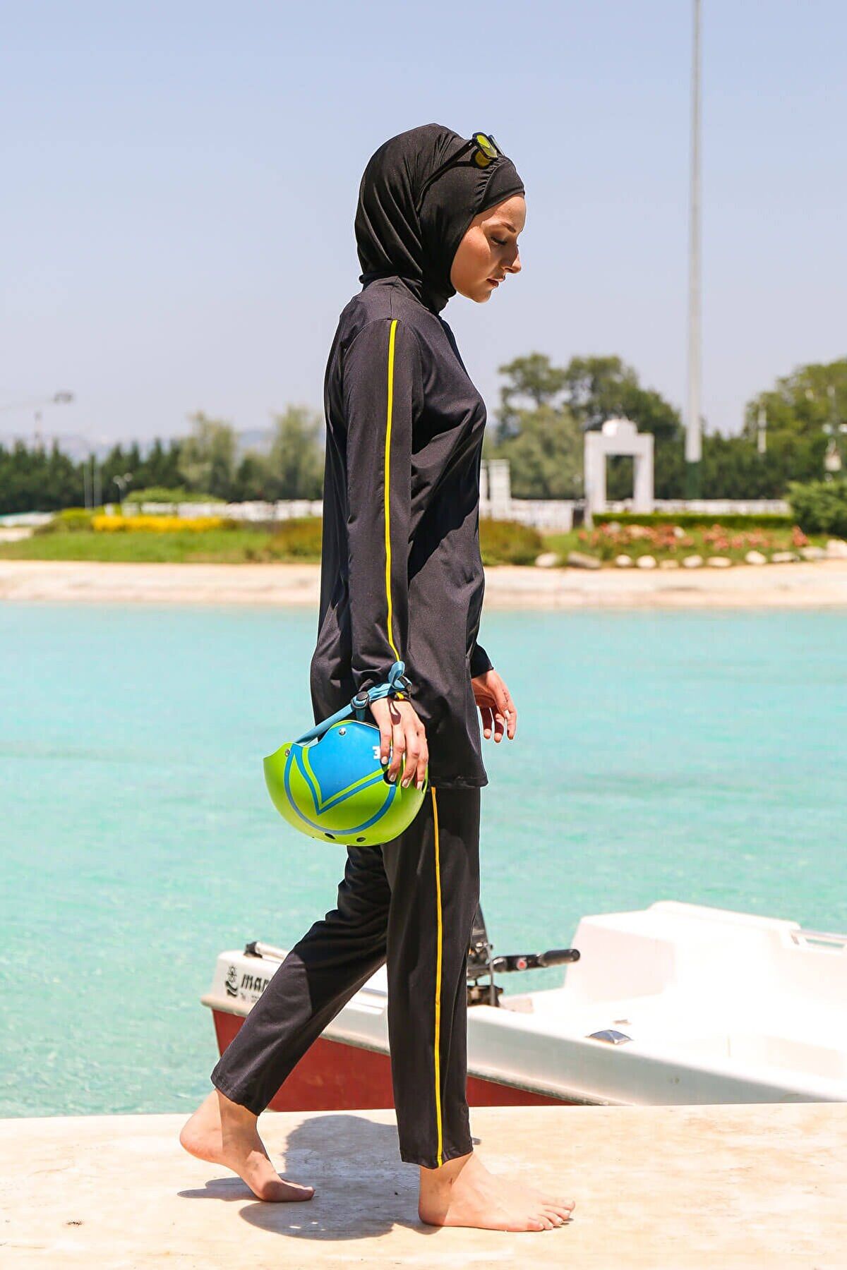 4'lü Siyah Şerit Detaylı Sportif Tam Kapalı Tesettür Mayo M2103