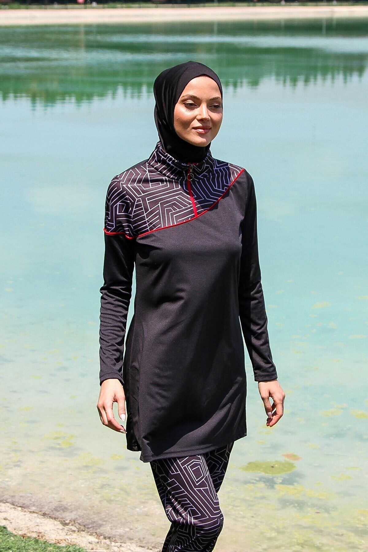 Rivamera 4'lü Siyah BEyaz Çizgili Desenli Tam Kapalı Tesettür Mayo R1117