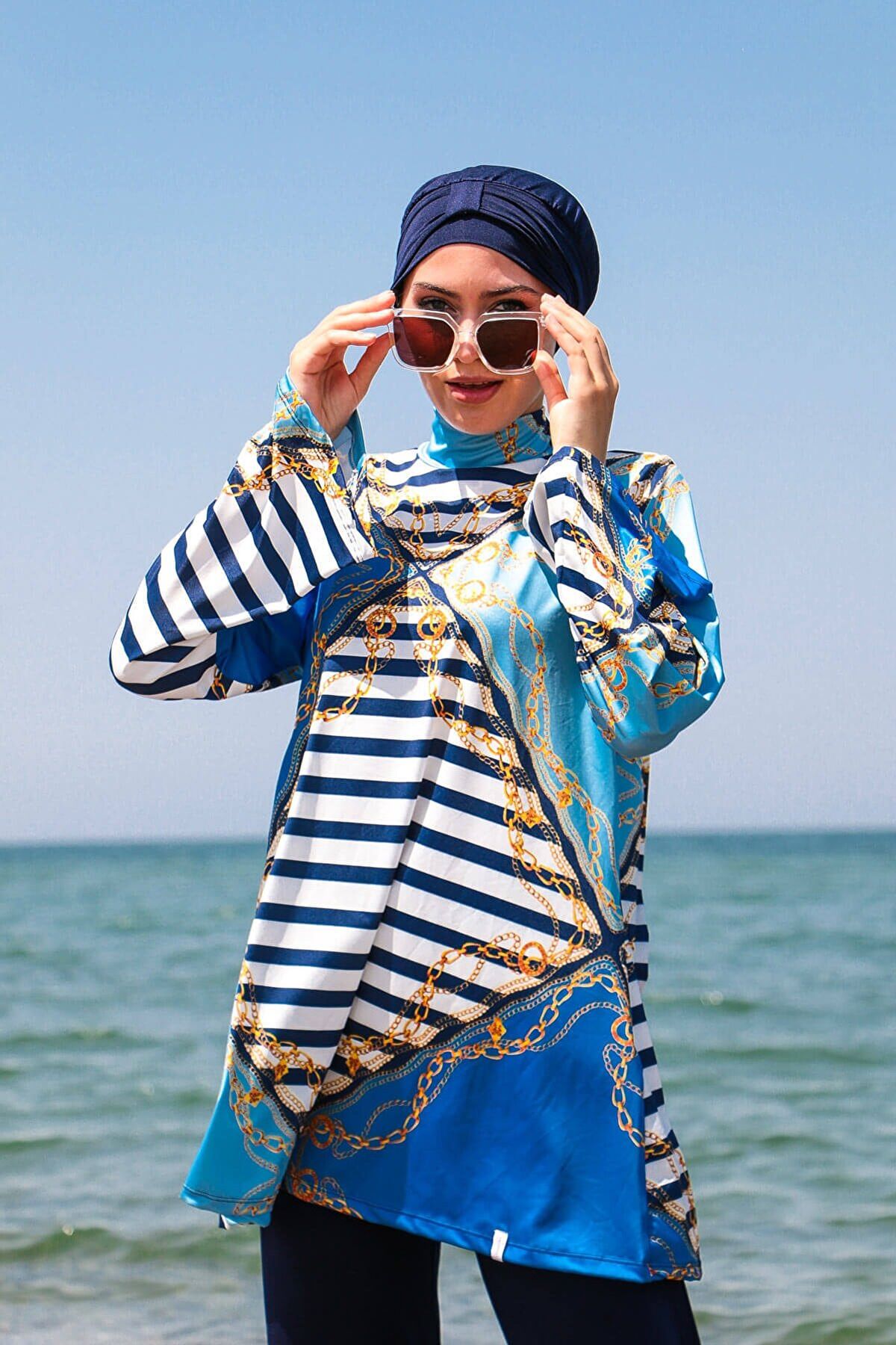 İp Bağlamalı 4’lü Lacivert Geometrik Desenli Tam Kapalı Tesettür Mayo 1949 Ürün ikincil görseli