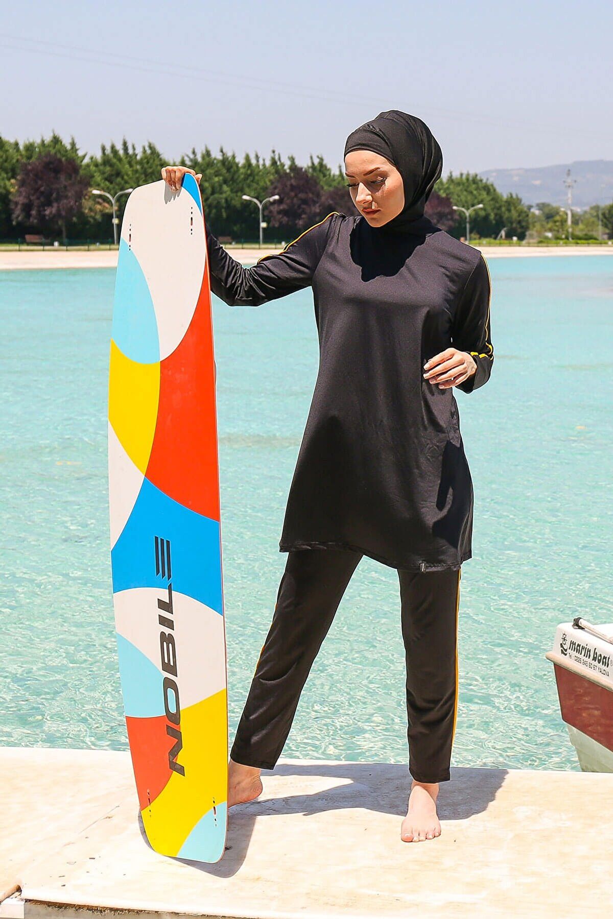 4'lü Siyah Şerit Detaylı Sportif Tam Kapalı Tesettür Mayo M2103 Ürün ana görseli