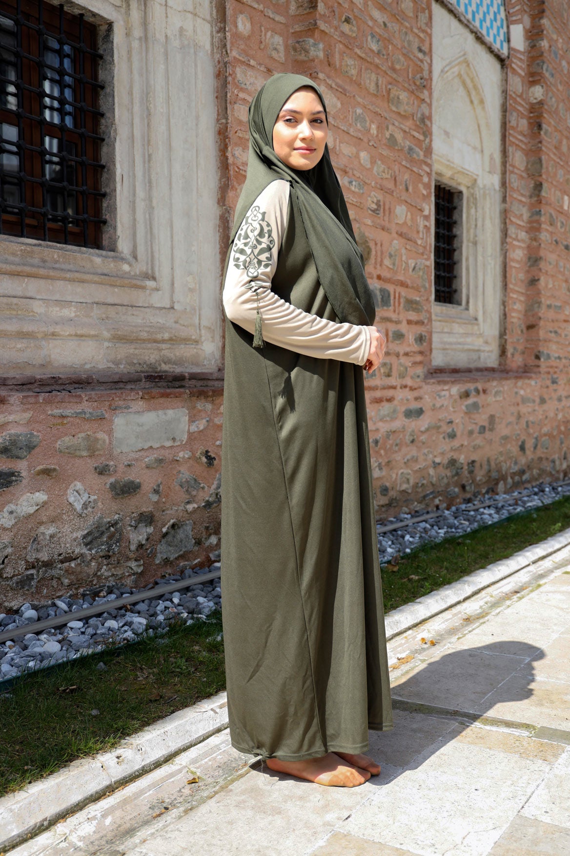 Kolay Giyilebilen Tek Parça Namaz Elbisesi N2203 Haki