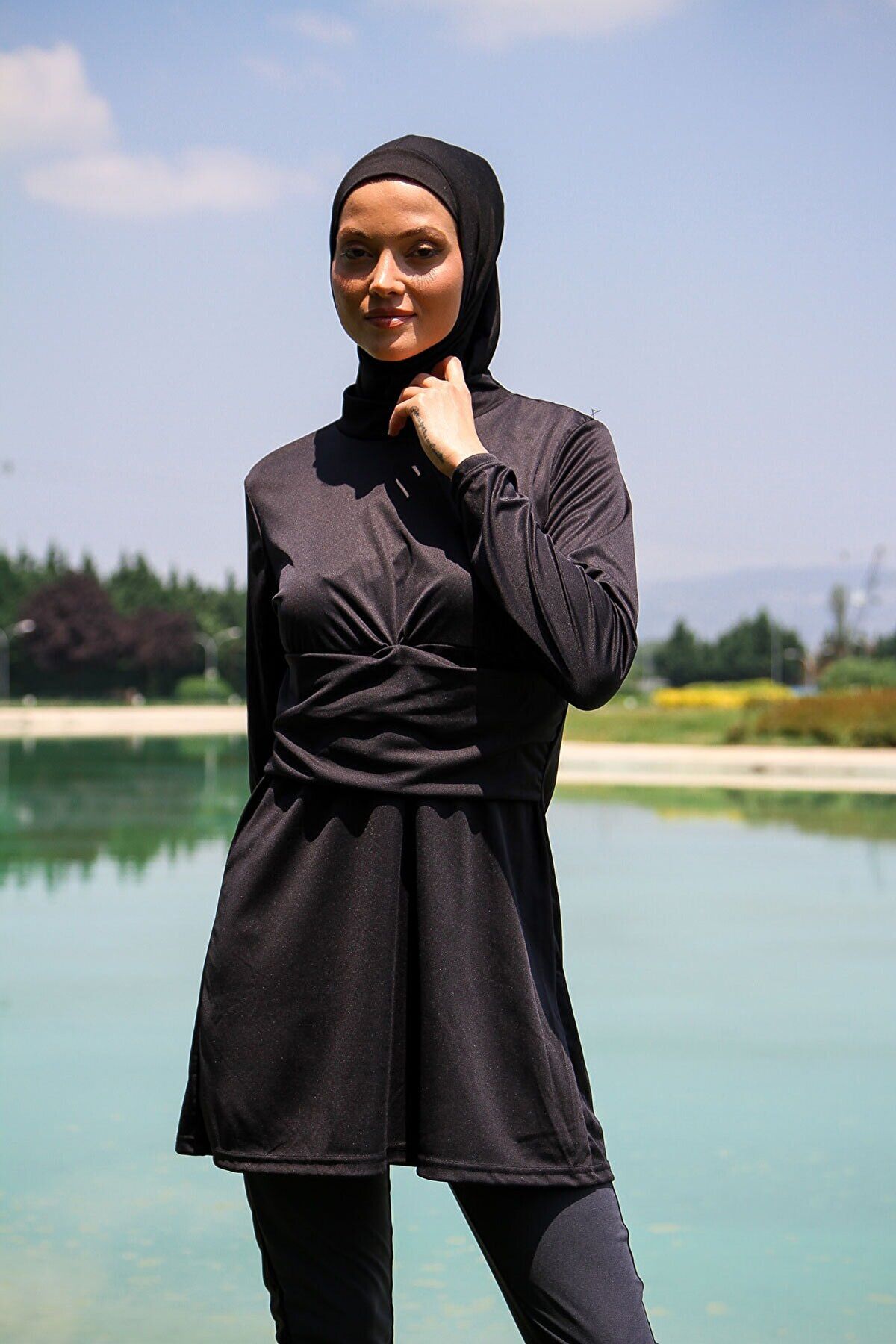 Rivamera 4'lü Siyah Minimal Detaylı Tam Kapalı Tesettür Mayo – R1118