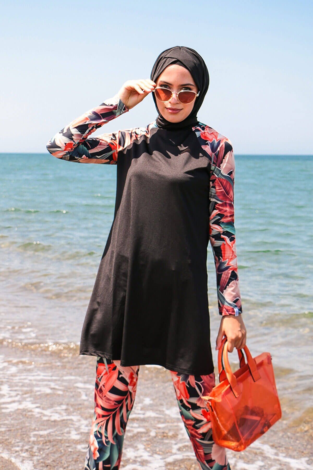 İp Bağlamalı 4’lü Çiçek desenli Tam Kapalı Tesettür Mayo   1945 Ürün ana görseli