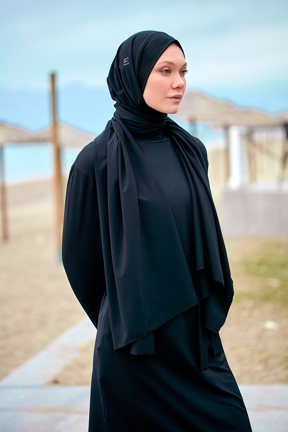 Siyah Paraşüt Pratik Şal Bone B2403