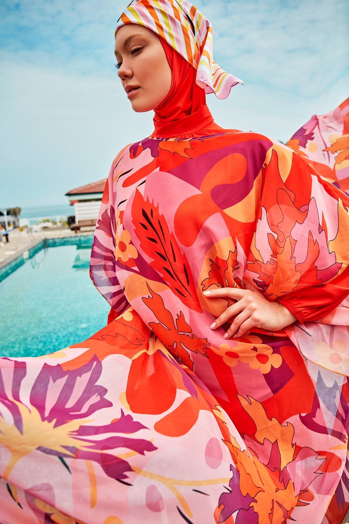 Çiçekli Turuncu Plaj Pareo Kaftan – P2336 Ürün ana görseli