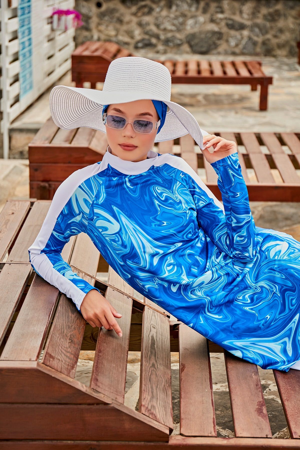 Ebru Desenli Mavi Tam Kapalı Tesettür Mayo M2304 Ürün ana görseli