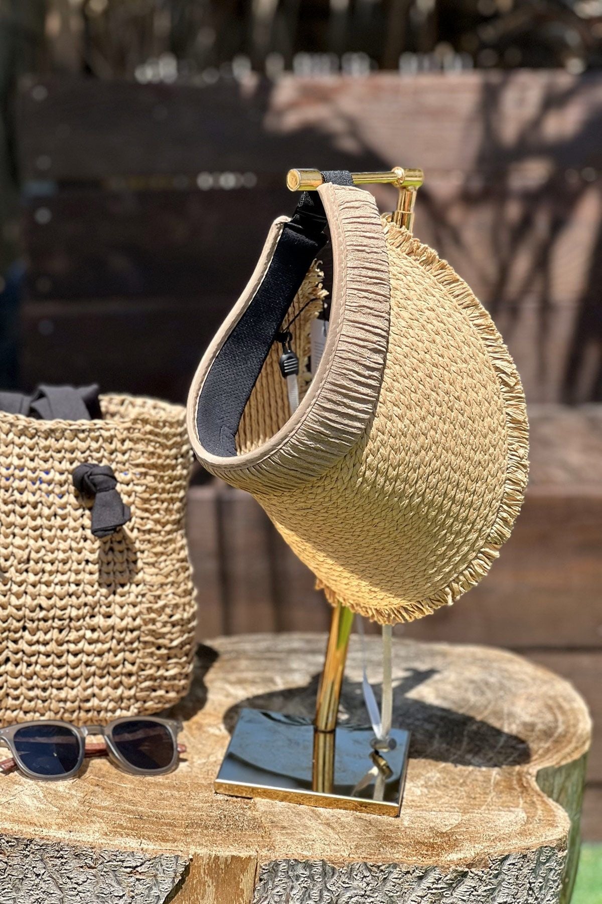 Şeritli Camel Hasır Vizör Şapka 14634 Ürün ana görseli