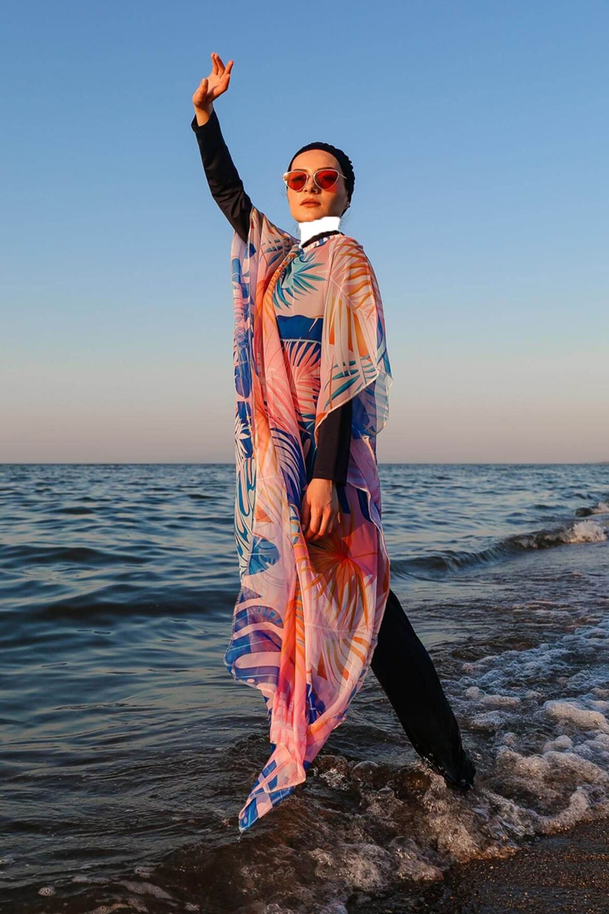 Marina Tesettür Mayo Üzerine Yaprak Desenli Kaftan Kimono Pareo P2109 Ürün ikincil görseli