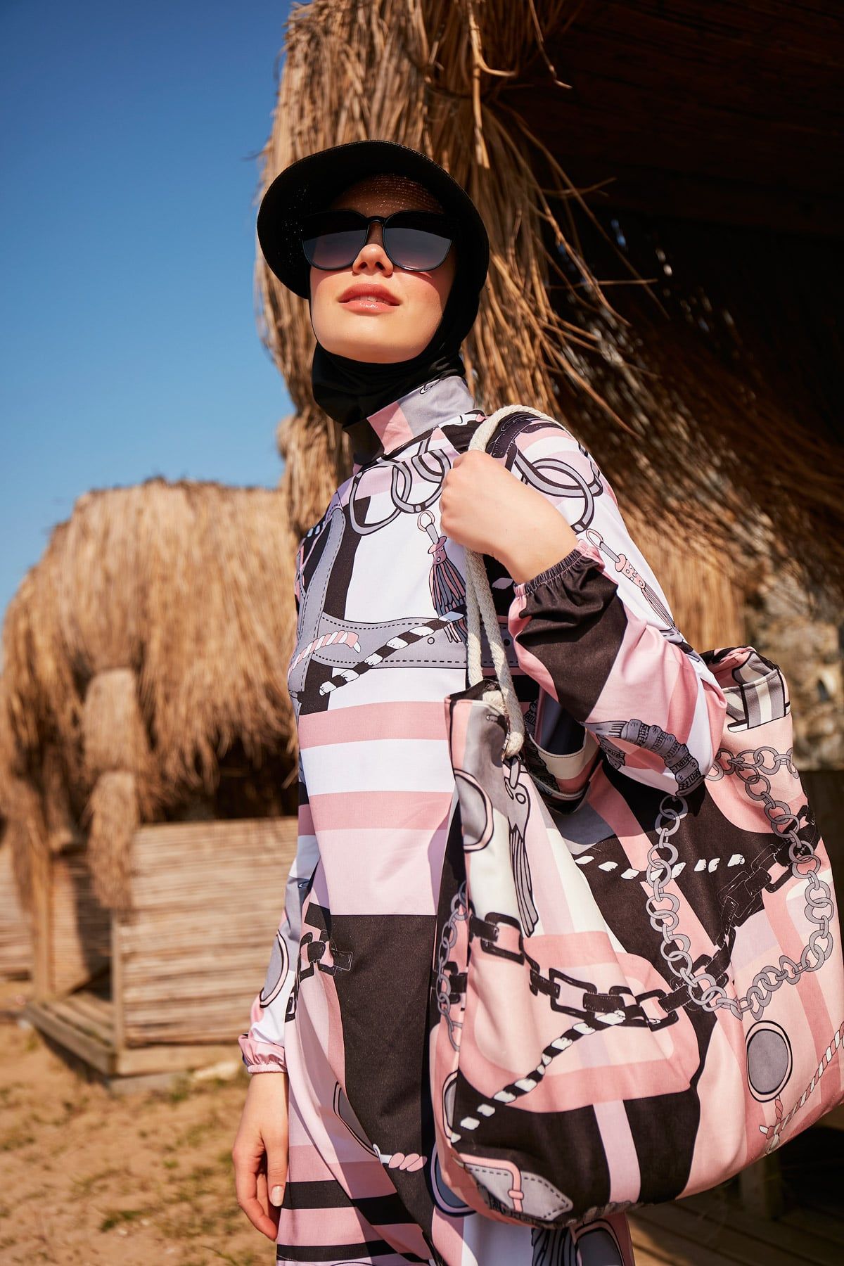 Marina Siyah Desenli Plaj Çantası C2303