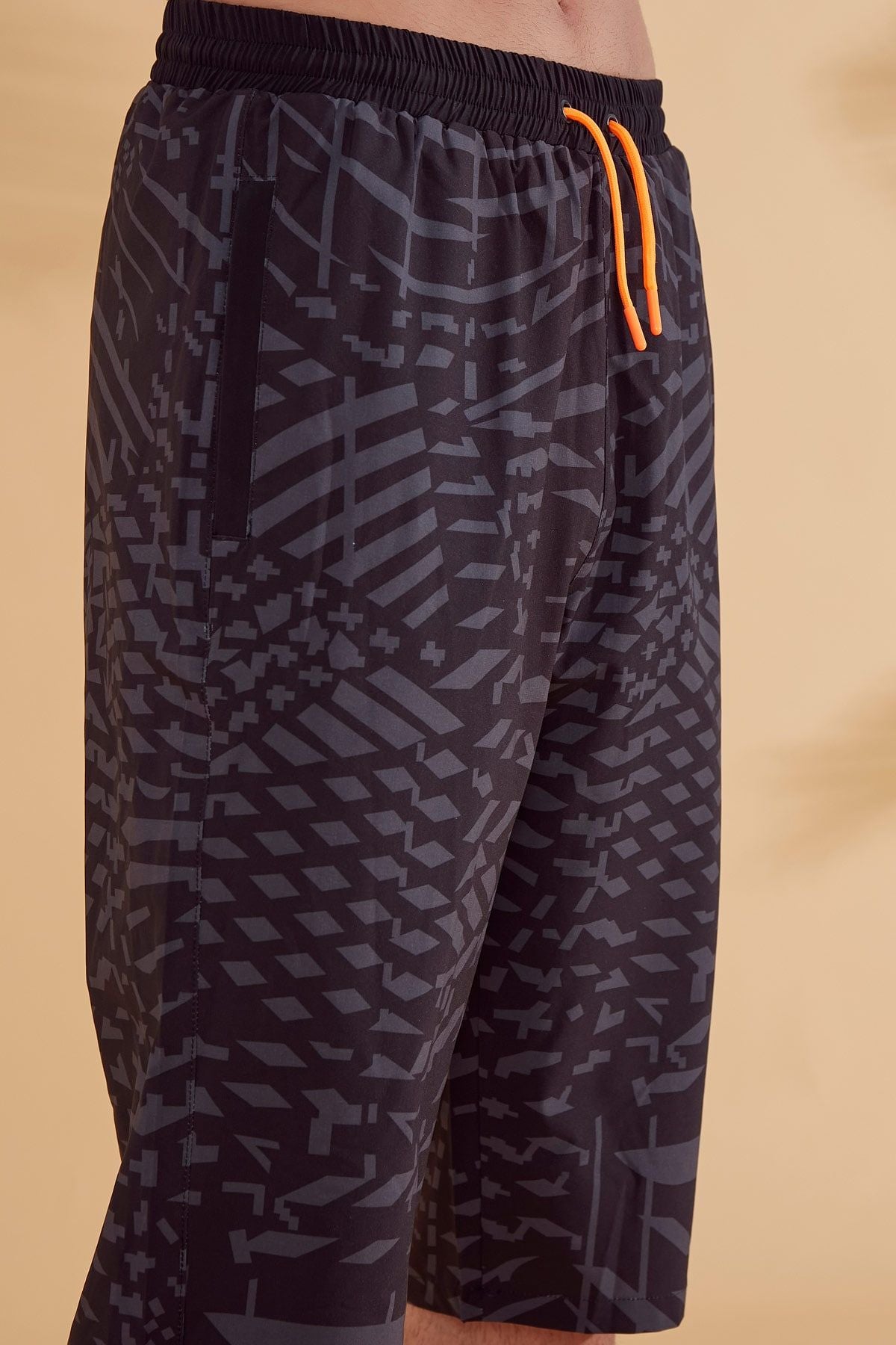 Siyah Desenli Erkek Şort S2361