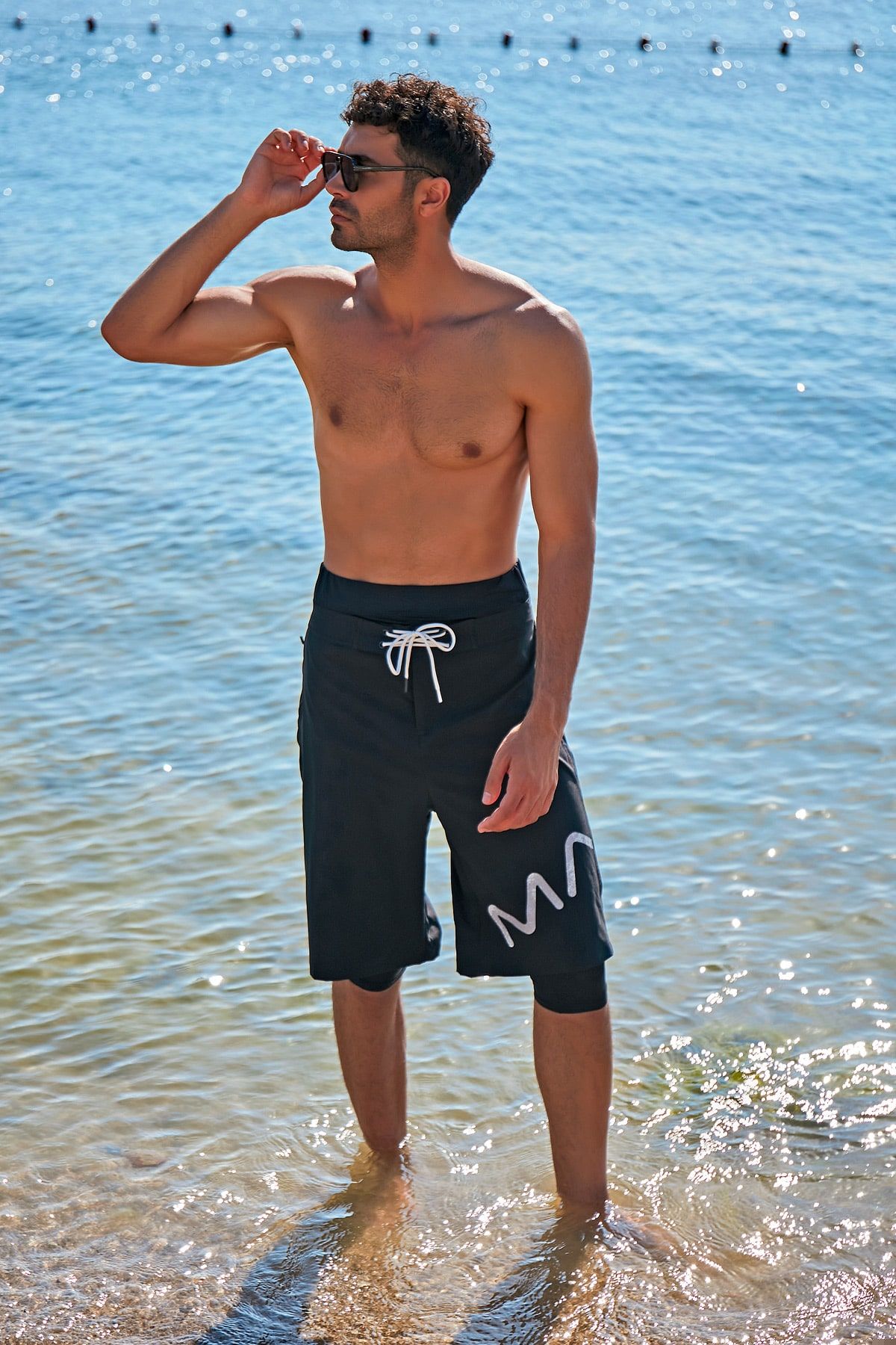 Siyah Harfli Erkek Şort S2356