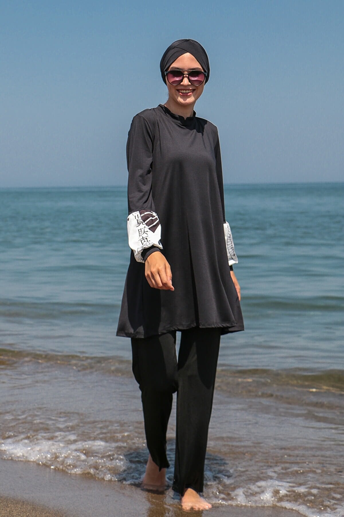 Tam Kapalı Tesettür Mayo Siyah Desenli Likralı Kadın M2114