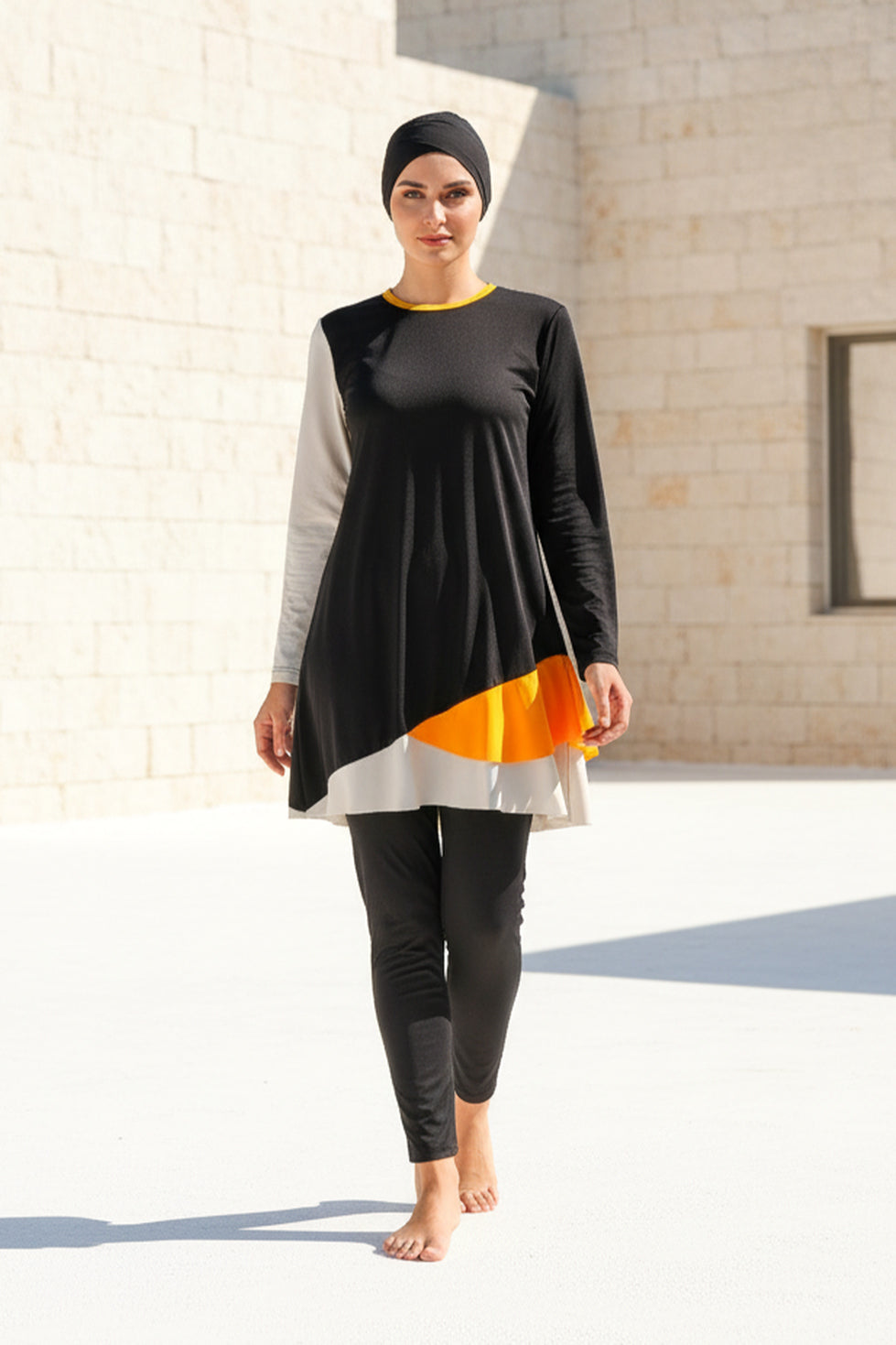 Tam Kapalı Tesettür Mayo Siyah Desenli Likralı 4 Parça M2115