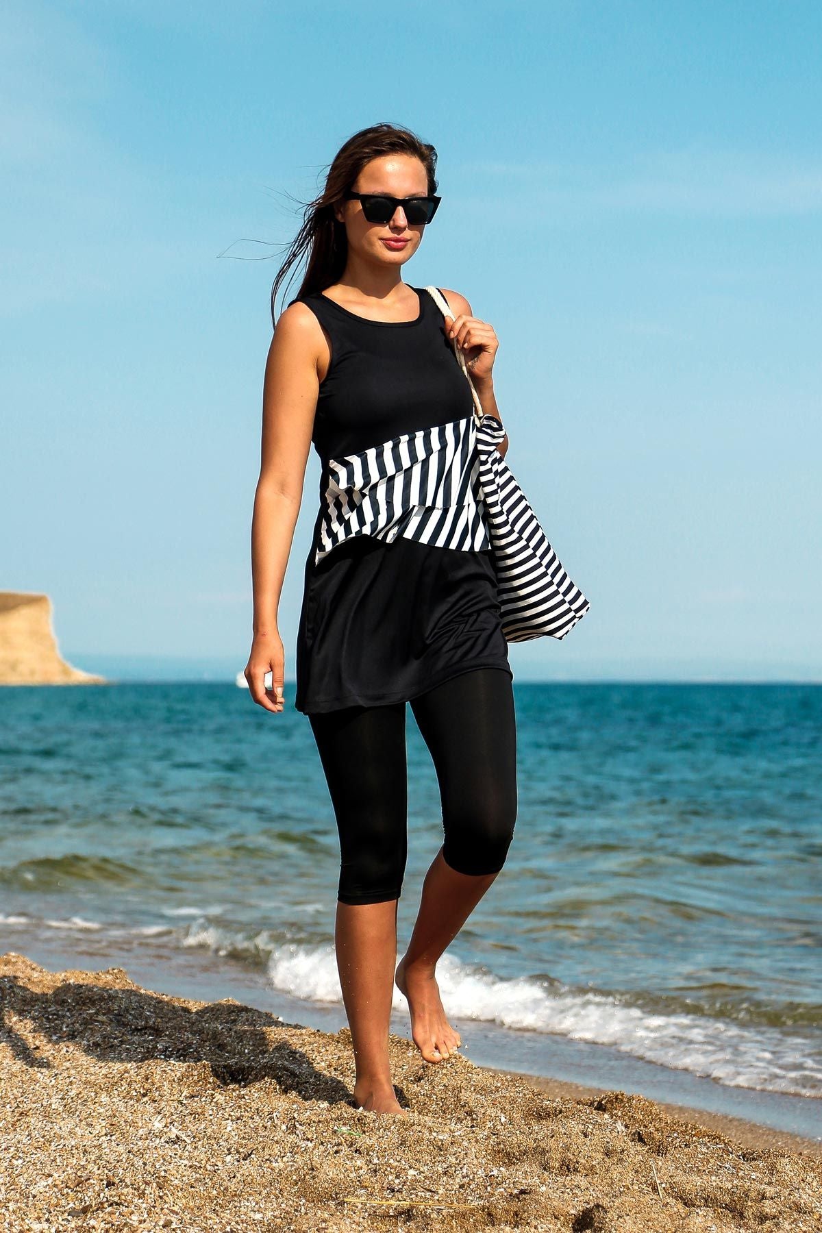 Rivamera 2'li Siyah Beyaz Çizgi Desenli Yarı Kapalı Tesettür Elbise Mayo R2210 Ürün ikincil görseli