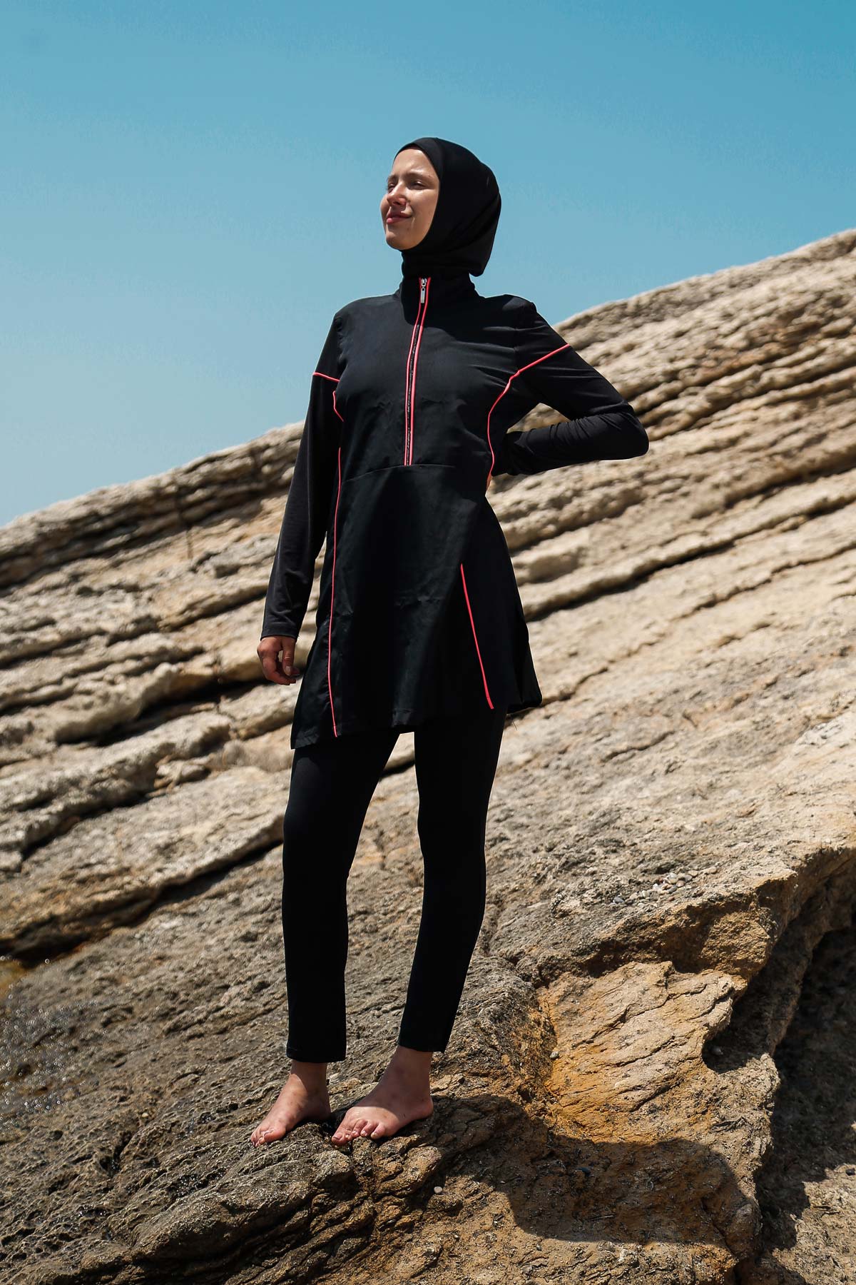 Tam Kapalı Tesettür Mayo Siyah Paraşüt Kumaşlı 3 Parça M2271