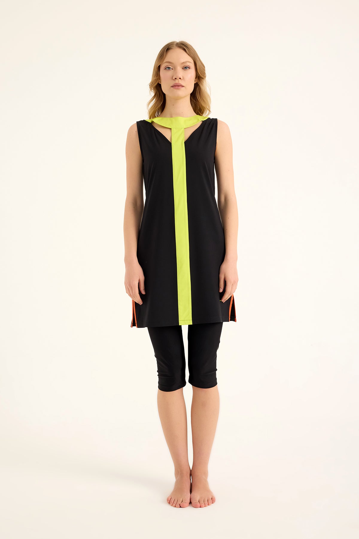 Marina Siyah Yarı Kapalı Tesettür Mayo - H2502-1