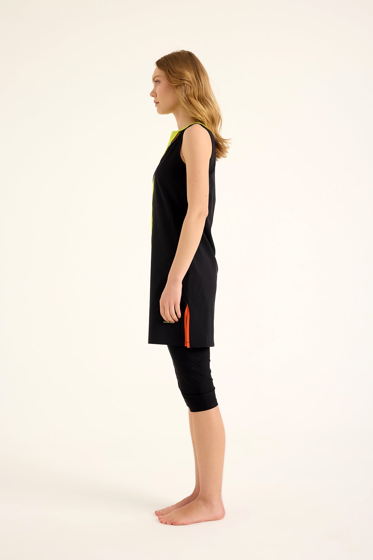 Marina Siyah Yarı Kapalı Tesettür Mayo - H2502-1