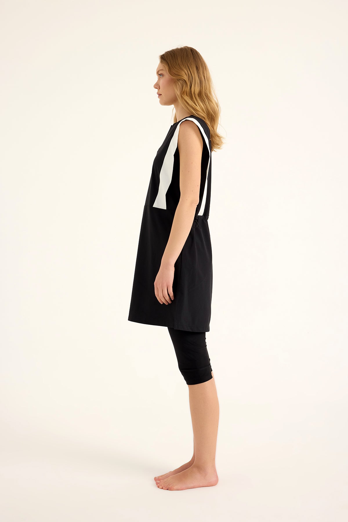 Marina Siyah Yarı Kapalı Tesettür Mayo - H2511