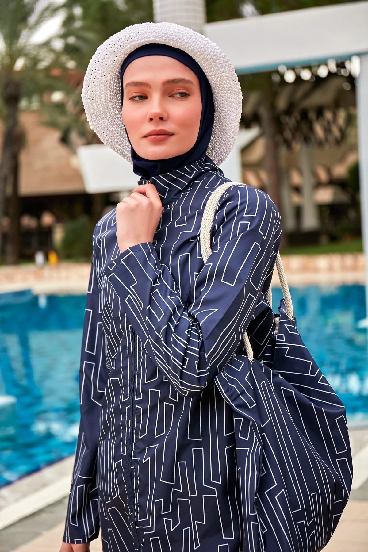 Desenli Tam Kapalı Tesettür Mayo R2402