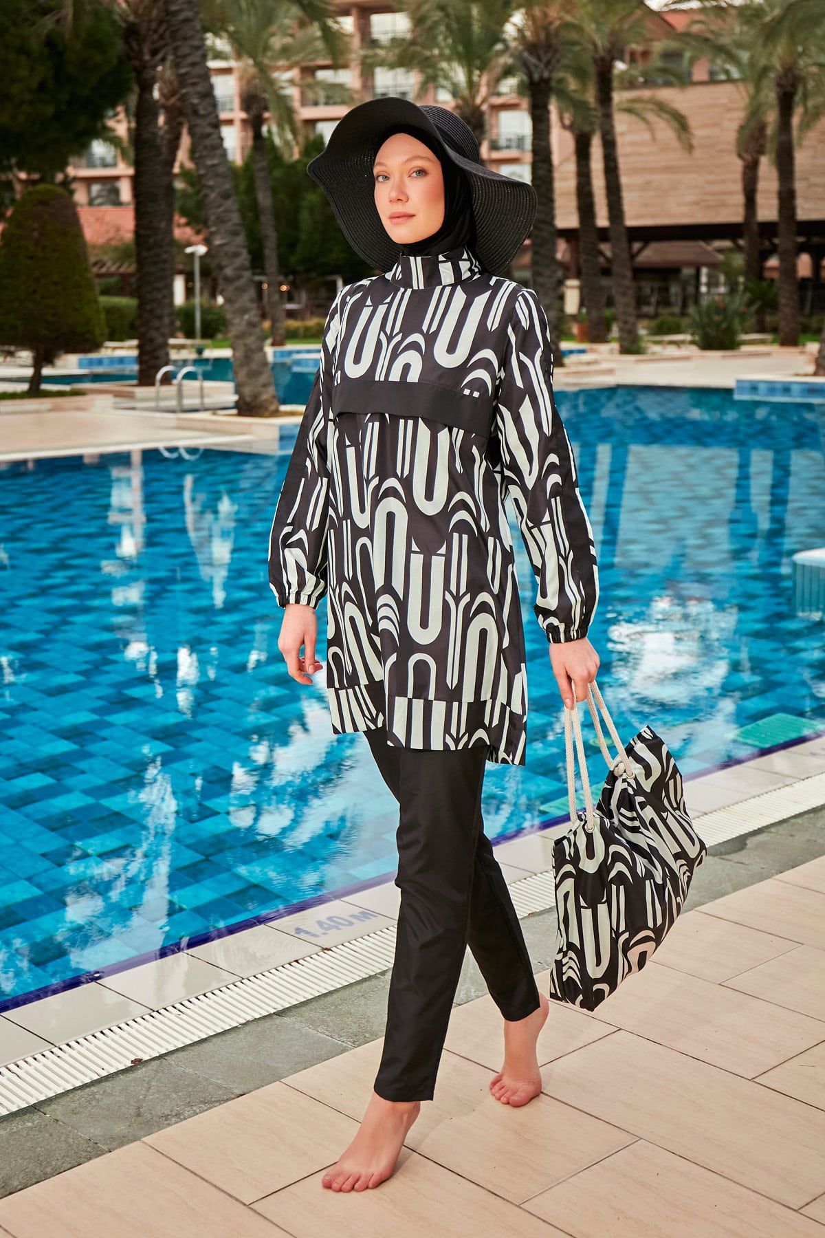 Desenli Tam Kapalı Tesettür Mayo R2412