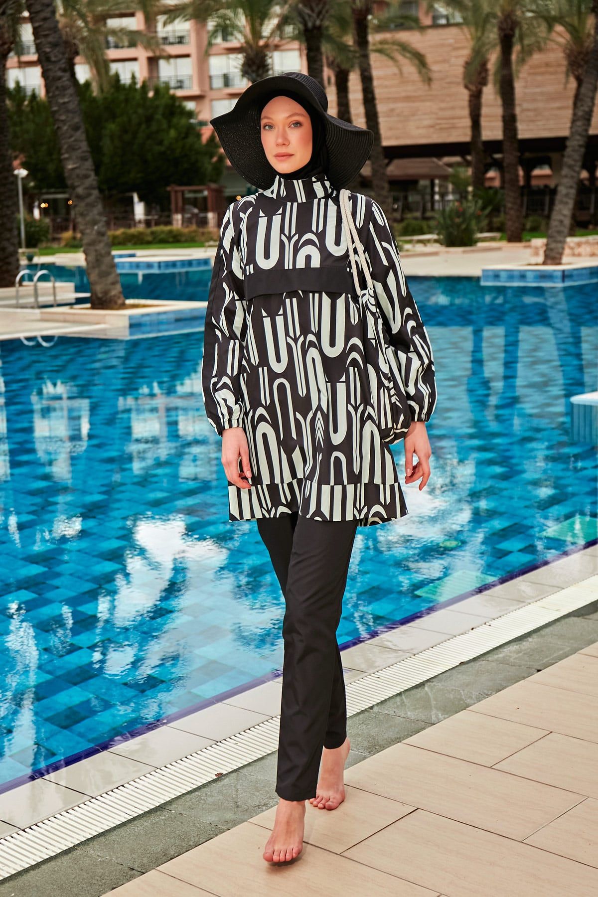 Desenli Tam Kapalı Tesettür Mayo R2412