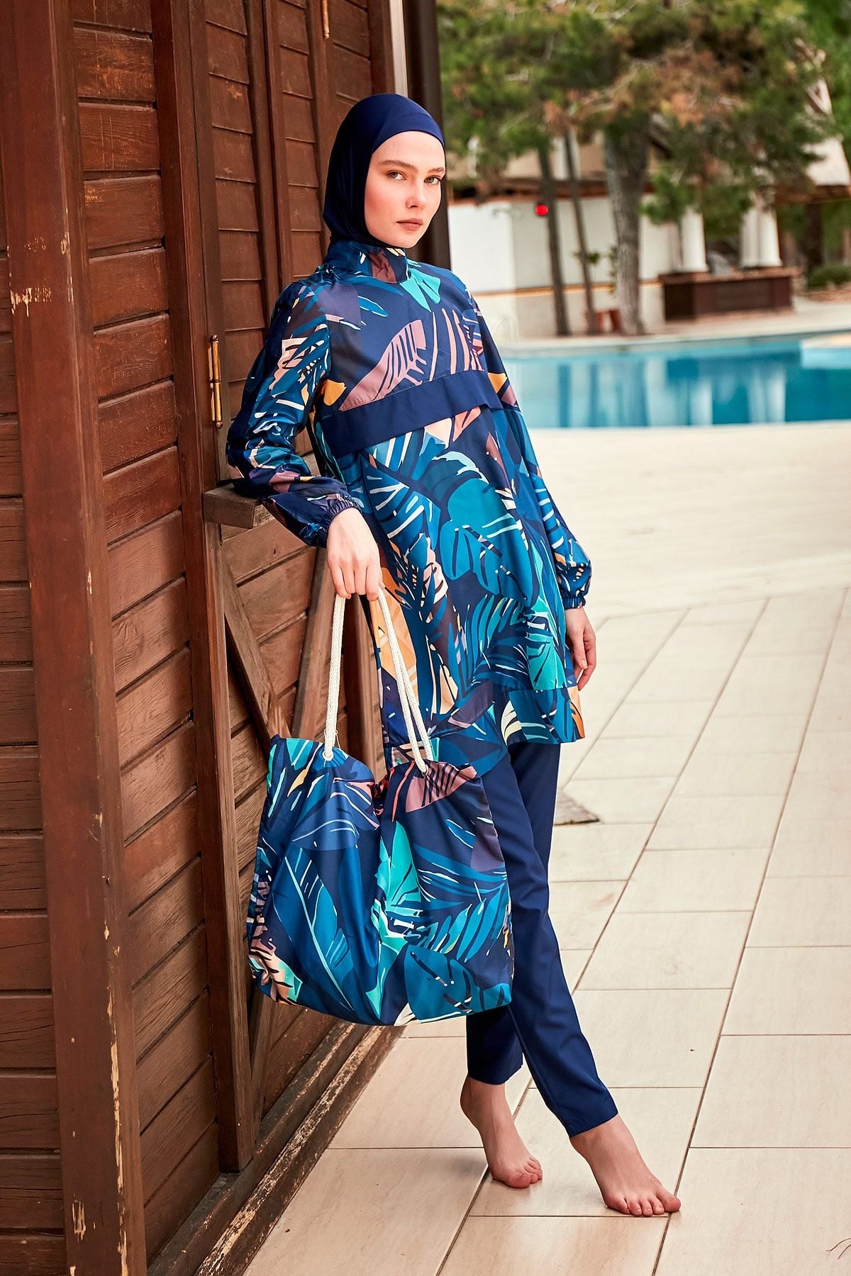 Desenli Tam Kapalı Tesettür Mayo R2414