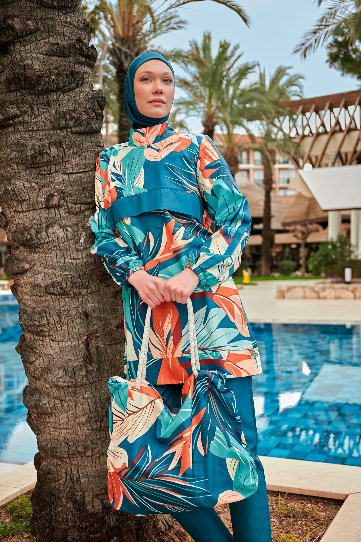 Desenli Tam Kapalı Tesettür Mayo R2411