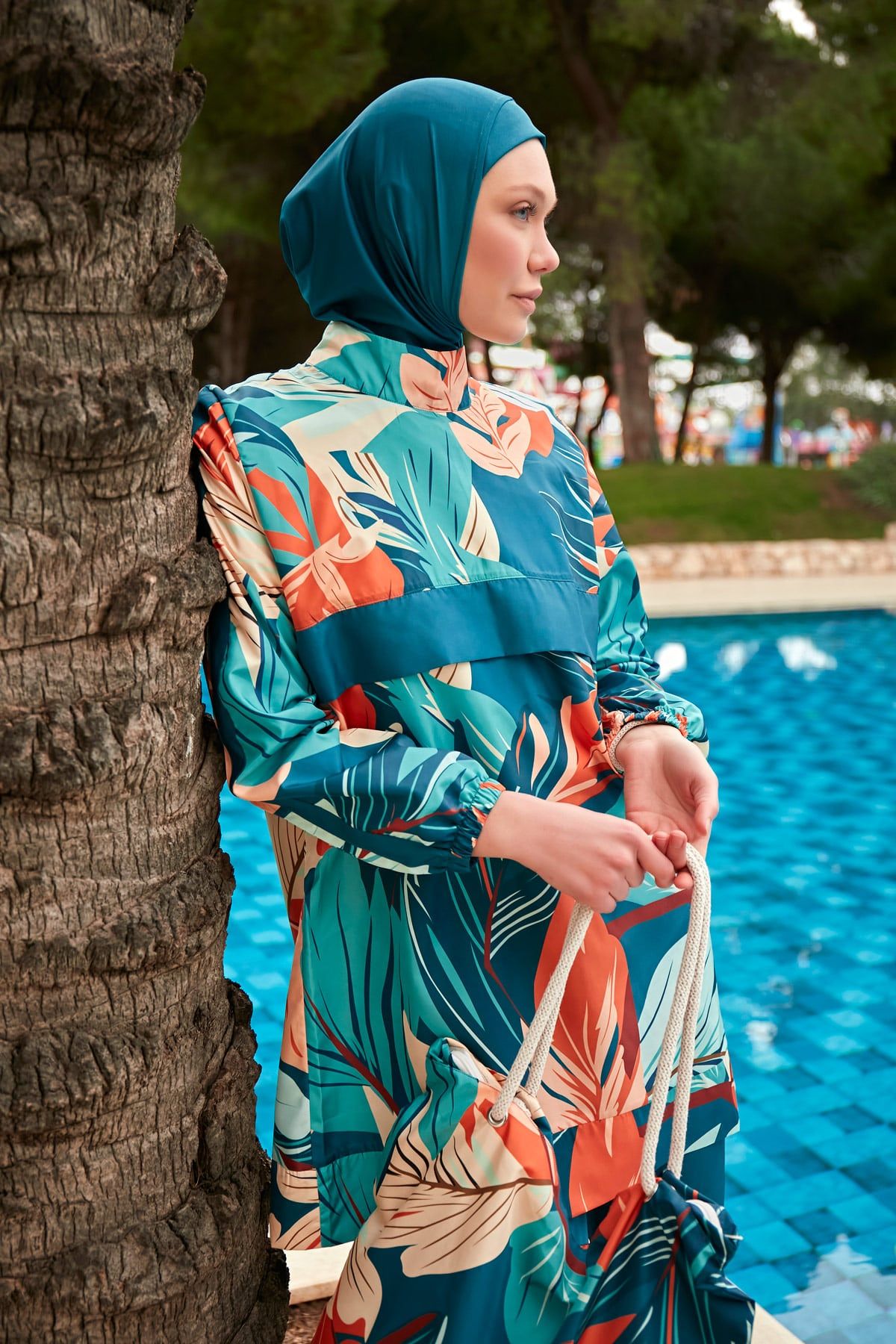 Desenli Tam Kapalı Tesettür Mayo R2411