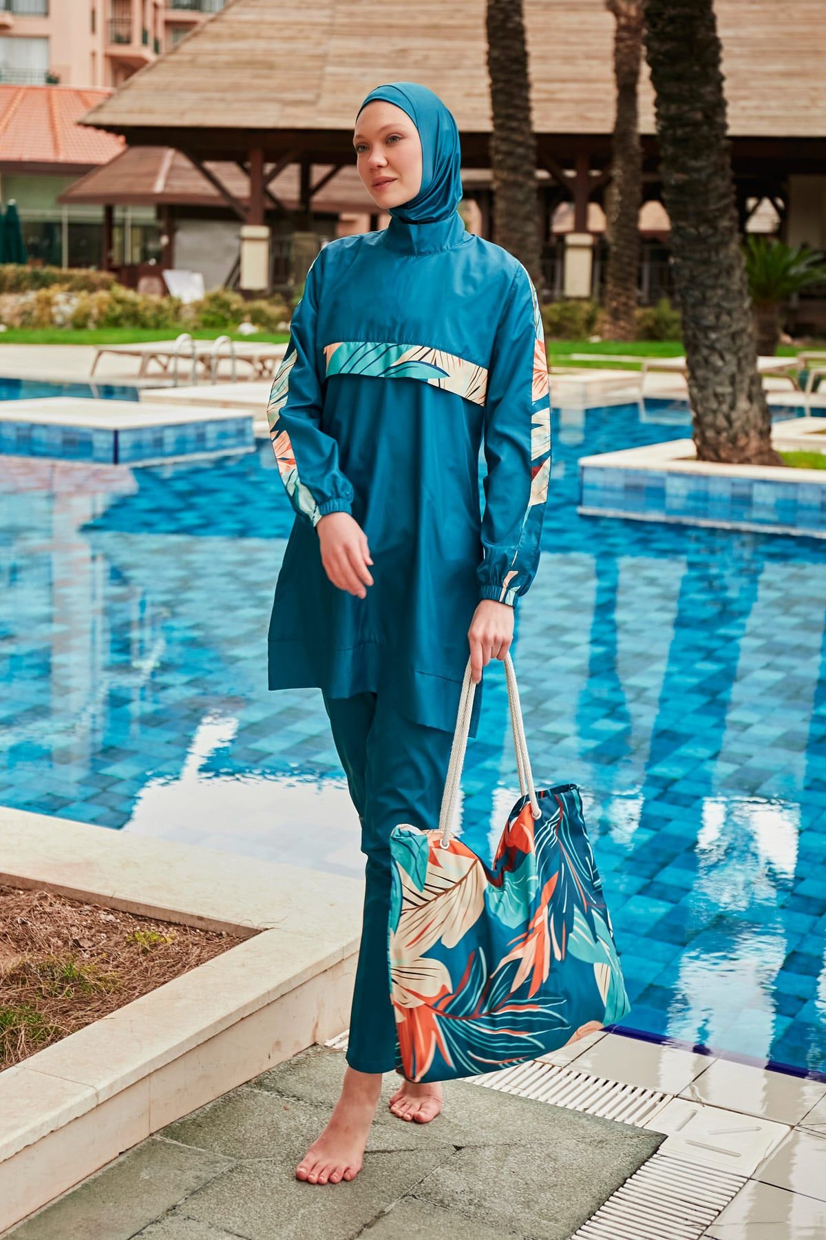 Desenli Tam Kapalı Tesettür Mayo R2410