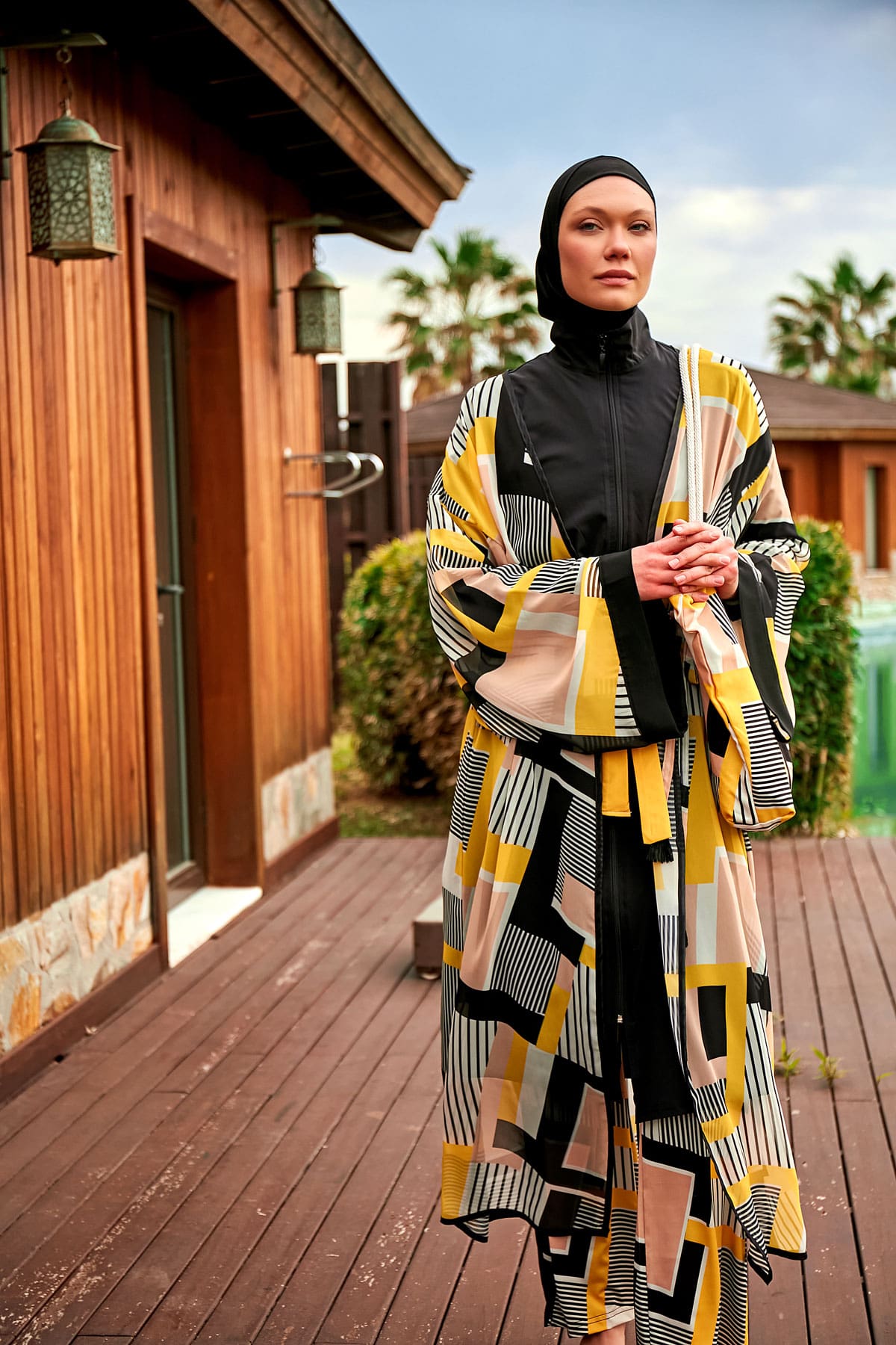 Desenli Siyah Şifon Plaj Kimonosu ve Kaftan – P2407