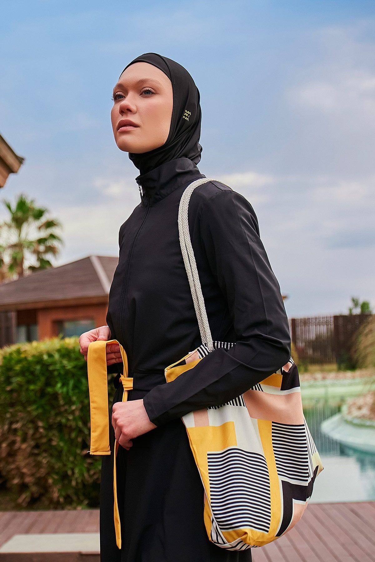 Paraşüt Kumaş Siyah Tam Kapalı Tesettür Mayo M2422