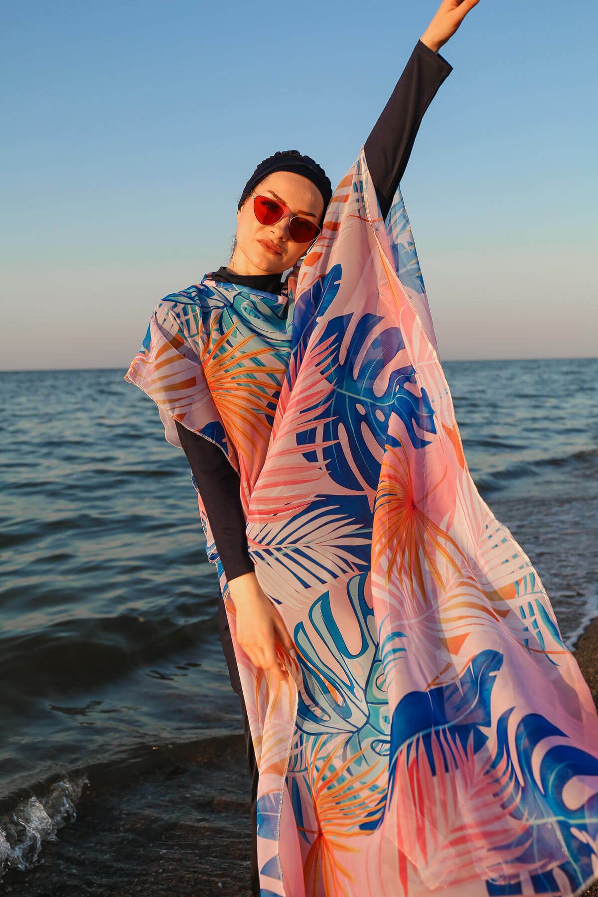Marina Tesettür Mayo Üzerine Yaprak Desenli Kaftan Kimono Pareo P2109
